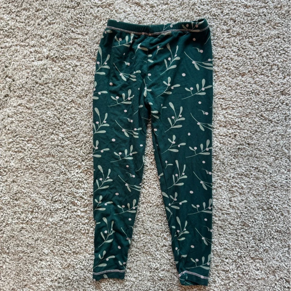 Kickee Pants Pajamas Holiday Christmas Pj's Pine Mistletoe long sleeve  size 5